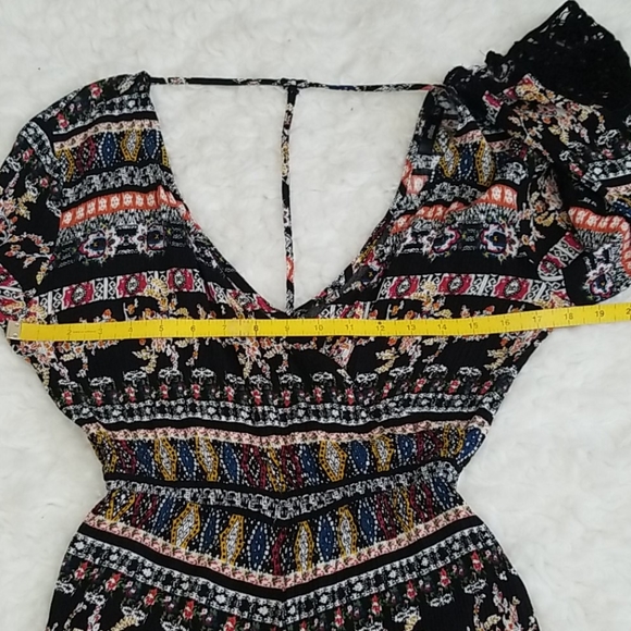 Millau pattern multicolor long sleeves romper.  XS - Picture 9 of 12